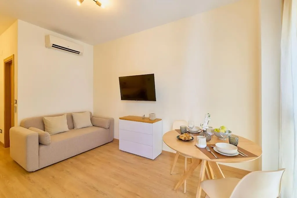 Smart Loft With Pool & Garage Jinetes Appartement Málaga 0*,  Spanje